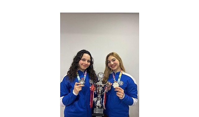 Ege Üniversitesi kick boksta zirvede