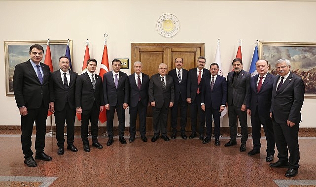 Konya Heyetinden Milli Savunma Bakanı Yaşar Güler’e Ziyaret